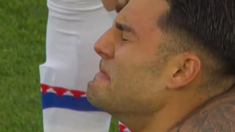 Nacho Russo se quebró en el minuto de silencio.