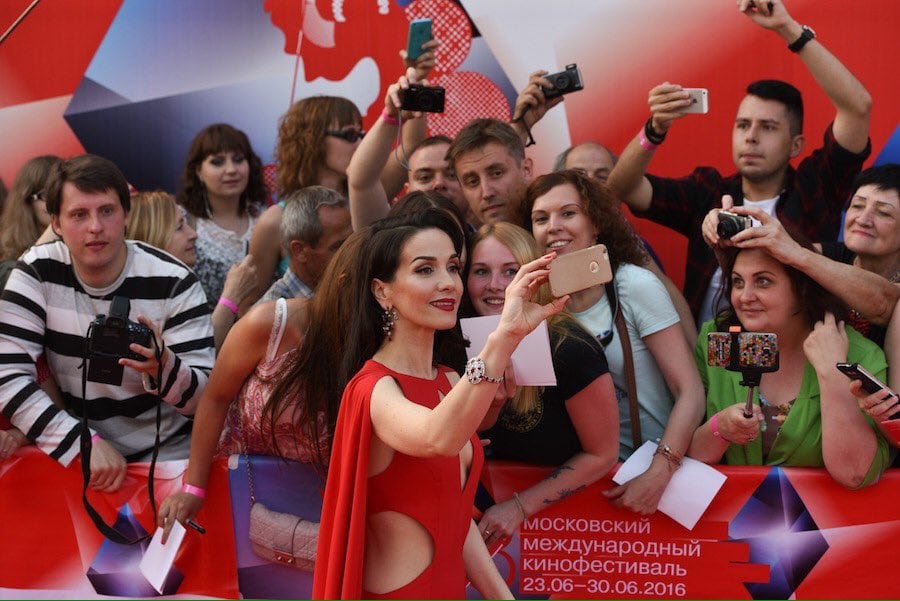 Natalia Oreiro deslumbró en el Festival de Cine de Moscú.