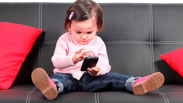 Nativos digitales que consumen todo tipo de contenidos en los dispositivos móviles.