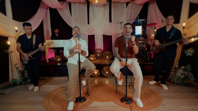 Neno Aguirre y David Ortíz en el estreno especial de Dale Q´ Va por el día de la madre.