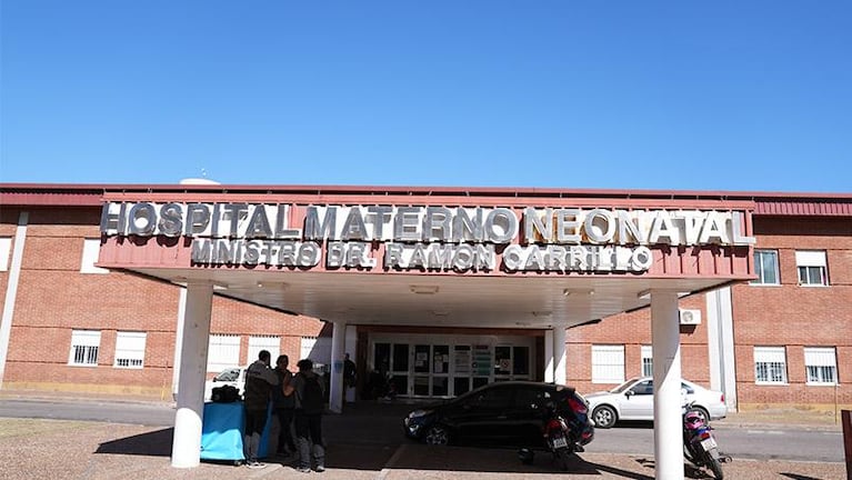 Neonatal: la reacción de los padres de un bebé muerto ante la detención de la exdirectora