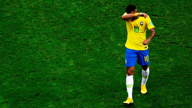 Neymar levantó su nivel en los últimos partidos, pero no pudo evitar la derrota.
