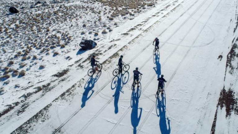 Ni la nieve frenó a los amigos cordobeses.