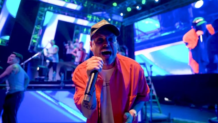 Nico Sattler en el nuevo lanzamiento de Q´ Lokura.