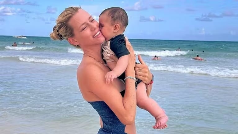 Nicole Neumann y su hijo