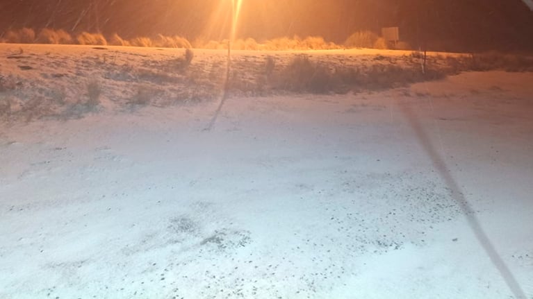 Nieve en el Camino de las Altas Cumbres. Foto: Policía de Córdoba.