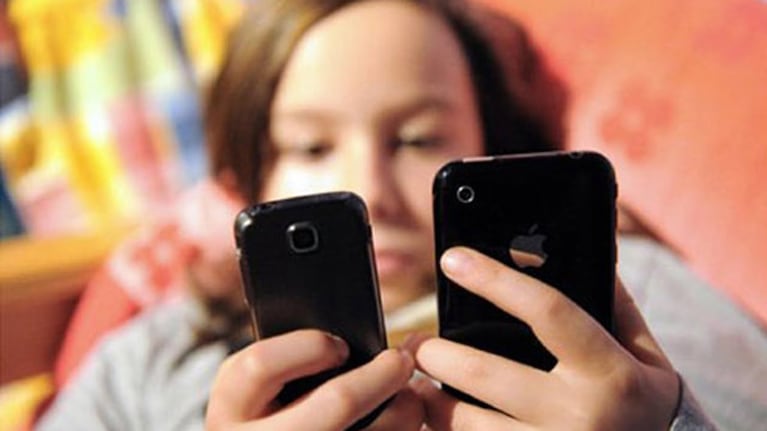 Niños: Adictos a los celulares