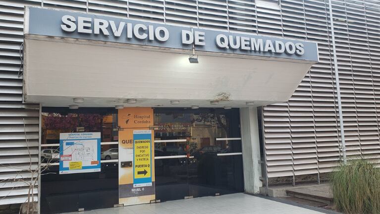 "No pudieron ser operados porque están muy complicados", detalló un médico del Instituto del Quemado.