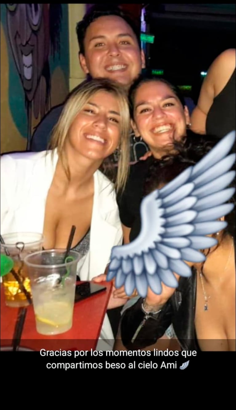 “No saben lo dulce y buena que era”: la dolorosa despedida de las amigas de la víctima del femicidio en Cofico