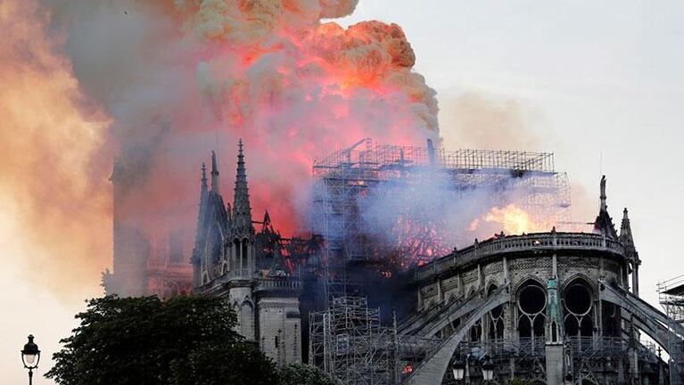 Notre Dame no tendrá misa de Navidad después de 216 años