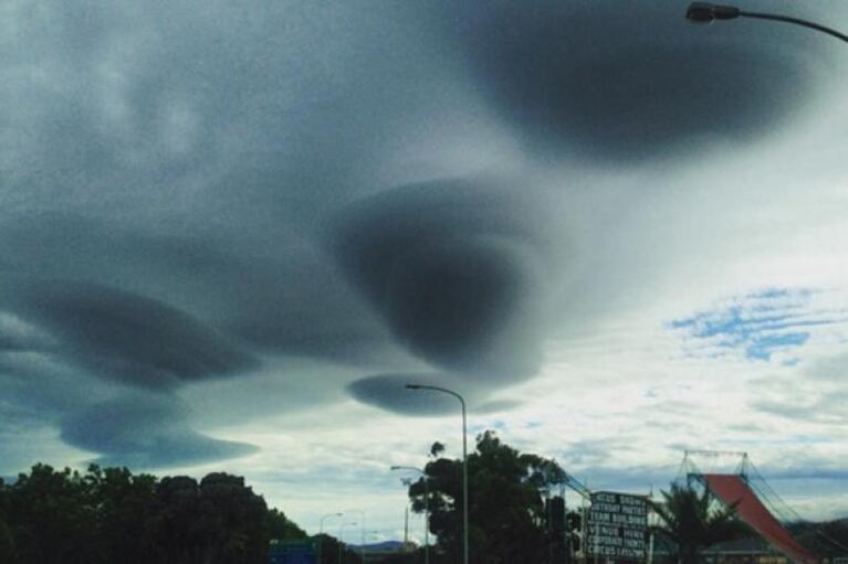 Nubes lenticulares provocaron asombro en Ciudad del Cabo