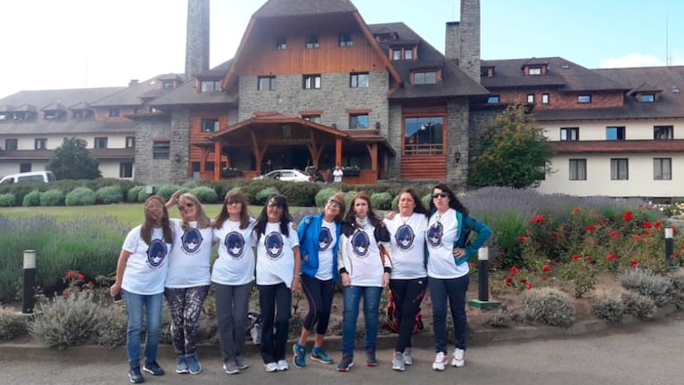 Ocho mujeres cumplieron el sueño de hacer el viaje a Bariloche.