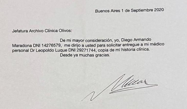 Oficial: el doctor Luque falsificó la firma de Diego Maradona