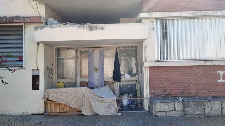 Okupas en la vieja Maternidad Provincial.