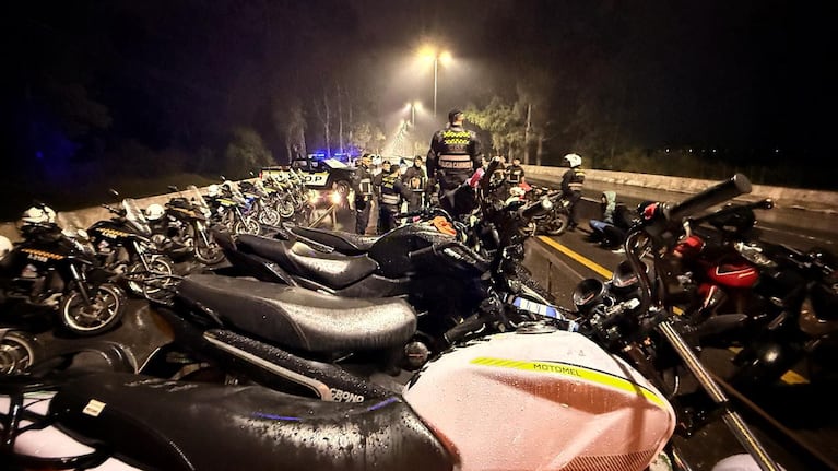 Operativo “Anti-Tuning” por picadas: 29 detenidos, 20 motos secuestradas y un policía herido por menores