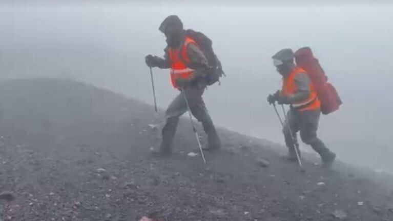 Operativo de búsqueda para encontrar al argentino en el volcán Llaima.