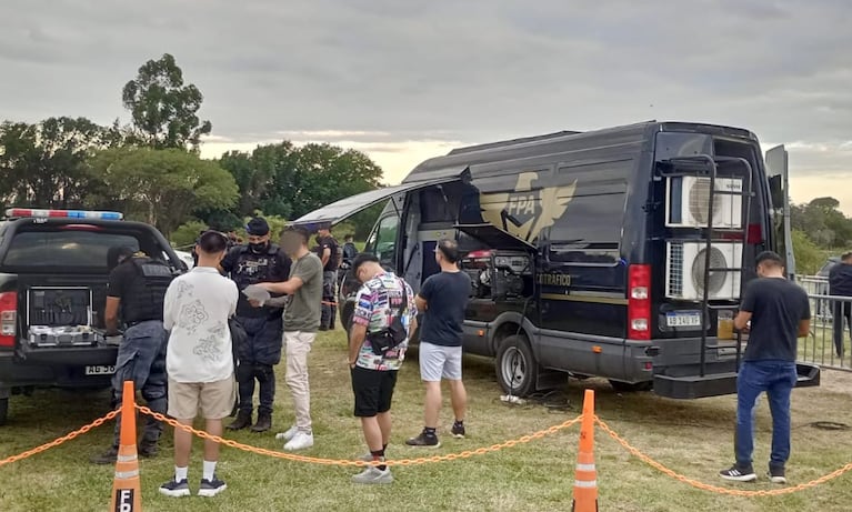 Operativo en una fiesta electrónica en Córdoba.