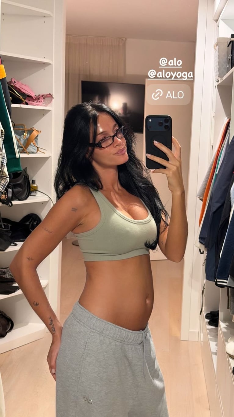 Oriana Sabatini mostró su pancita de cuatro meses de embarazo y enterneció a todos: la foto