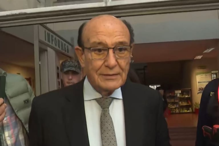 Oscar González, a la salida de tribunales tras la segunda jornada del juicio.