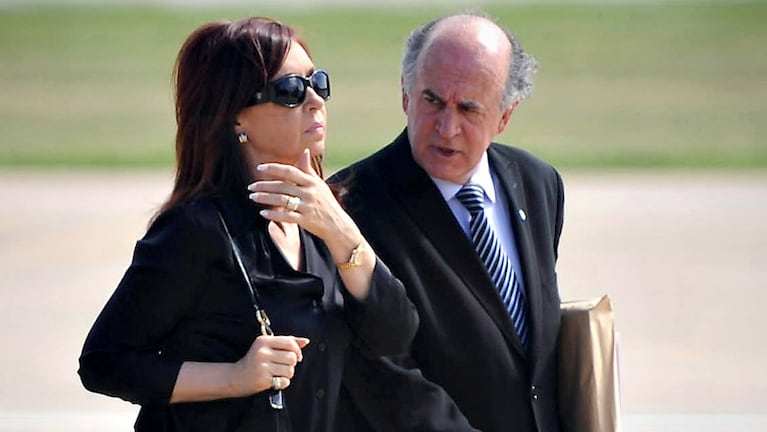 Oscar Parrilli junto a la ex presidenta Cristina Kirchner