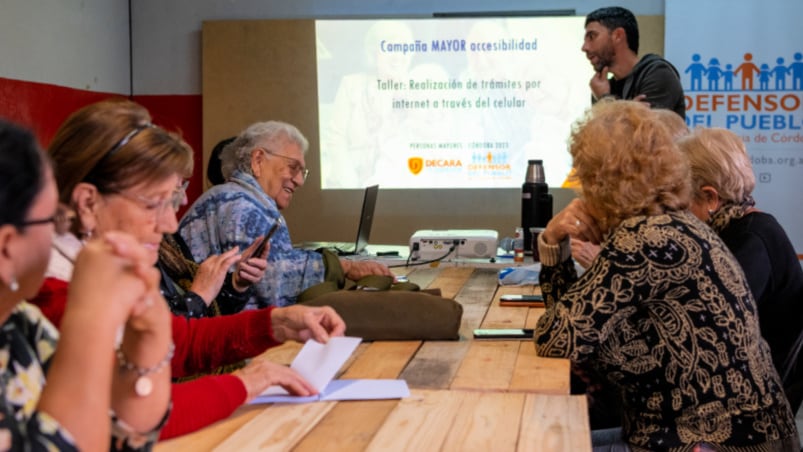 Otra de las acciones consiste en brindar jornadas de aprendizaje y prevención sobre ciberestafas.