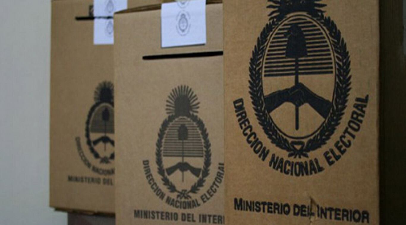 Otro domingo electoral donde Tucumán se lleva la mirada nacional. 