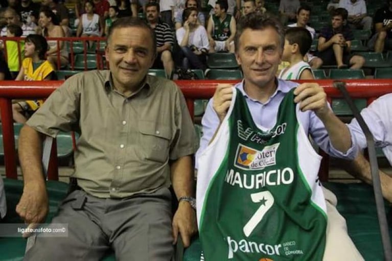 Otro golazo de Macri: las felicitaciones del deporte 