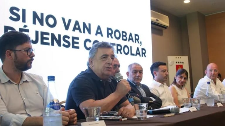 Otros tiempos: en 2021 Negri fue a la interna ante Juez y de Loredo y sufrió un video fake.