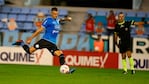 Pablo Vegetti cerró la noche con un golazo de penal.