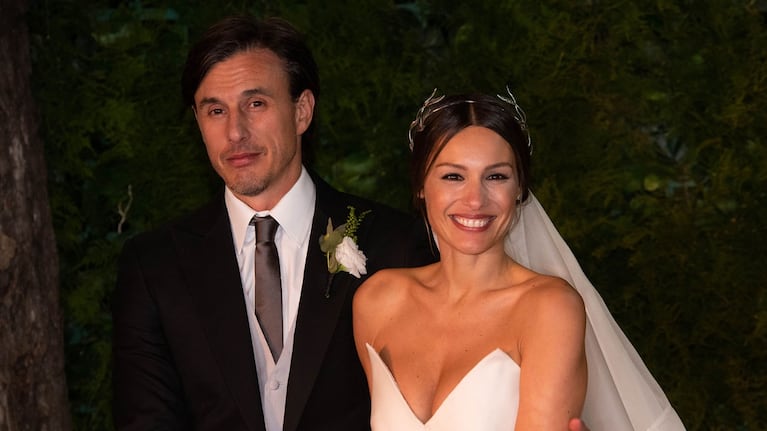 Pampita se prepara para su luna de miel en París