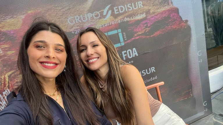 Pampita visitó Córdoba y recorrió la muestra Casa Foa