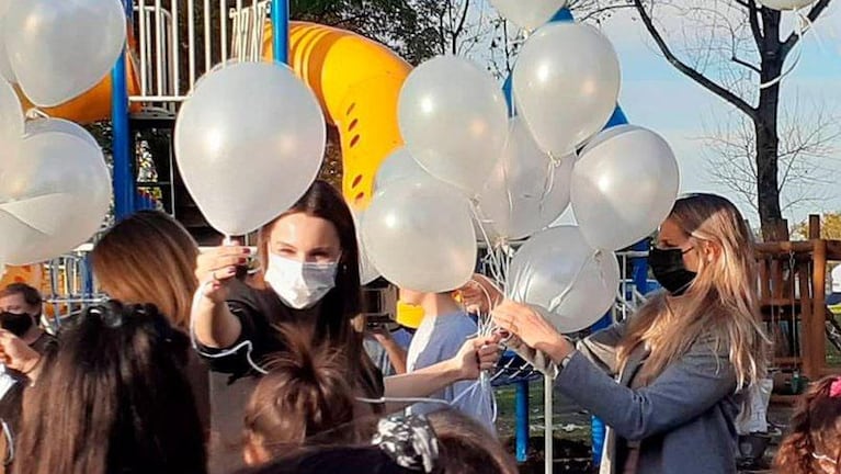 Pampita y Benjamín Vicuña inauguraron una plaza en homenaje a su hija Blanca