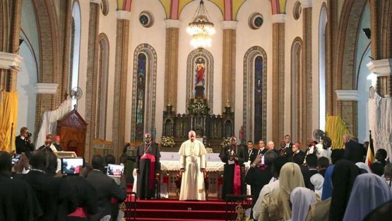 Papa Francisco: “Hay que construir una sociedad más justa"