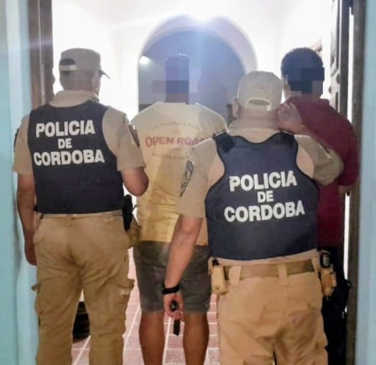 Pararon una camioneta en un control en Córdoba y quedaron en shock: “Eran 500 kilos”