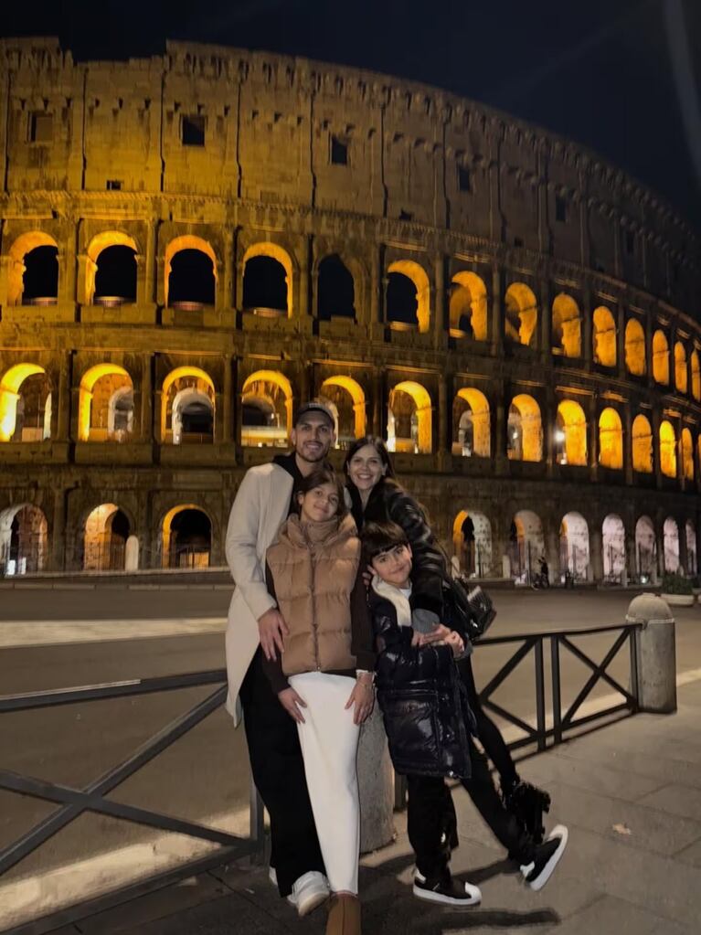 Paredes con su familia