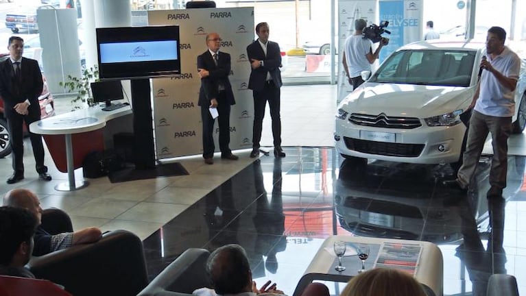 Parra presentó el C-Elysée y sumó opciones de financiación para los vehículos Citroën