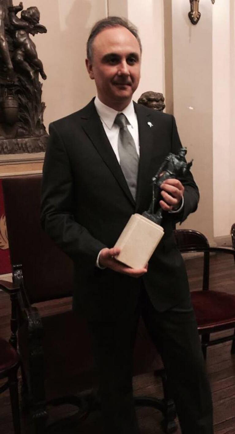 Parra recibió numerosos premios y reconocimientos en 2016