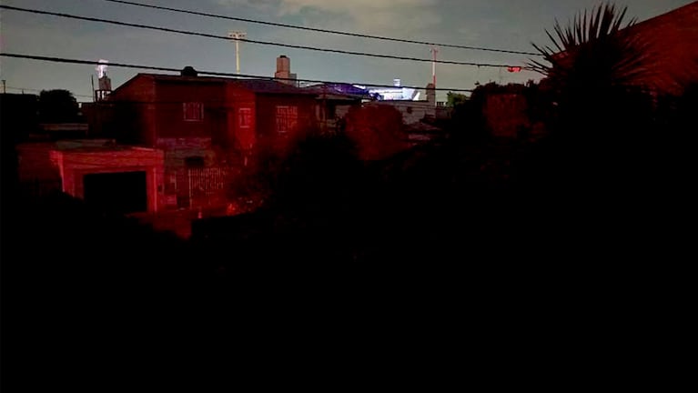 Parte de Alta Córdoba a oscuras en la noche del viernes.