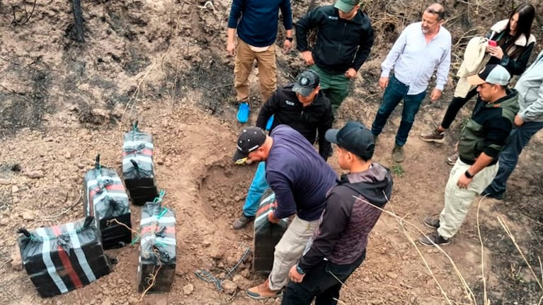 Parte de la droga apareció enterrada.