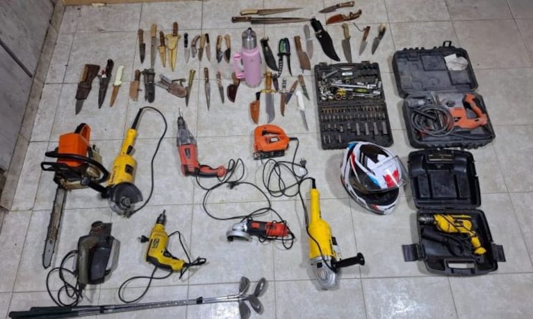 Parte de lo secuestrado en una casa de Río Cuarto.