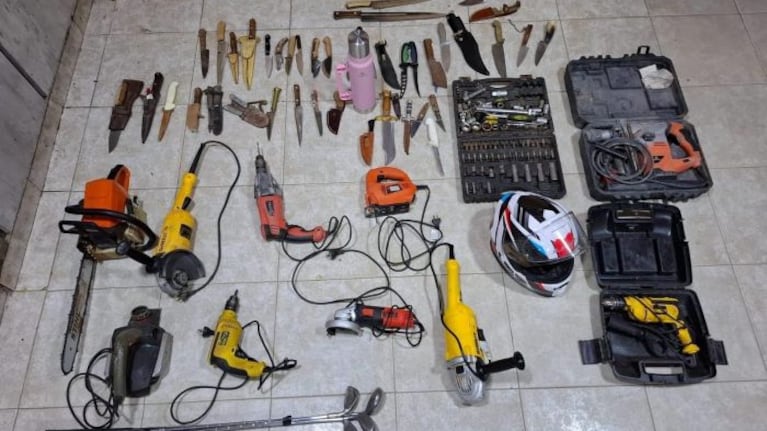 Parte de lo secuestrado en una casa de Río Cuarto.