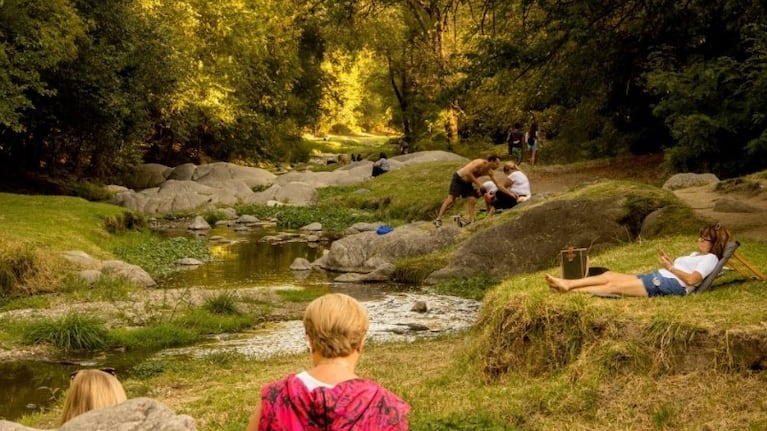 Paseo de los Arroyos en Villa General Belgrano, ideal para contectar con la naturaleza. Foto: Instagram @villageneralbelgranook
