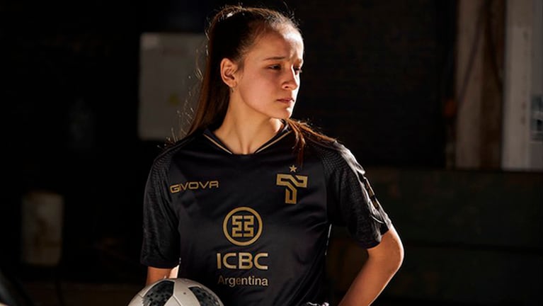 Paulina Gramaglia jugaba en el equipo de Fútbol Femenino Albiazul.