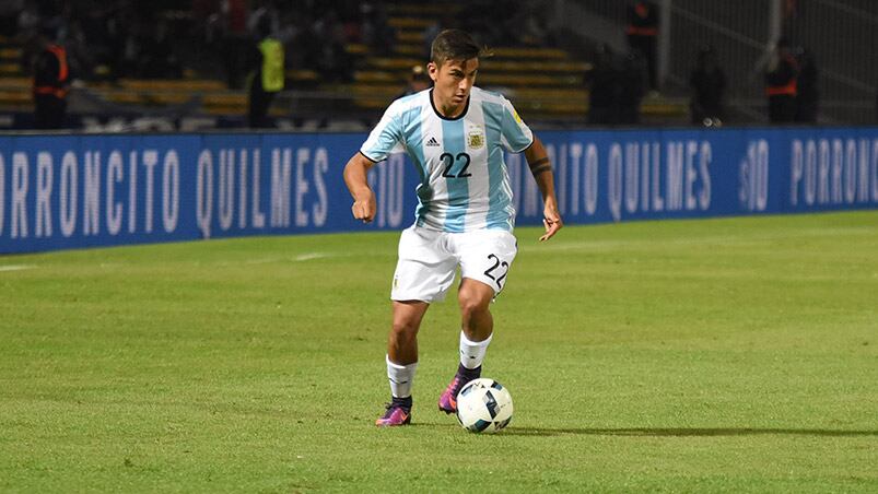 Paulo Dybala con la celeste y blanca en Córdoba. Foto: Lucio Casalla / ElDoce.tv