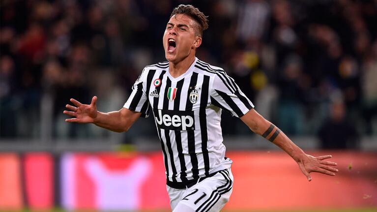 Paulo Dybala está entonado. Otro golazo más para el equipo italiano.