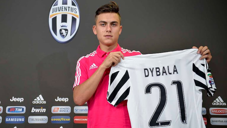 Paulo Dybala usará la camiseta 21 en la Juventus.