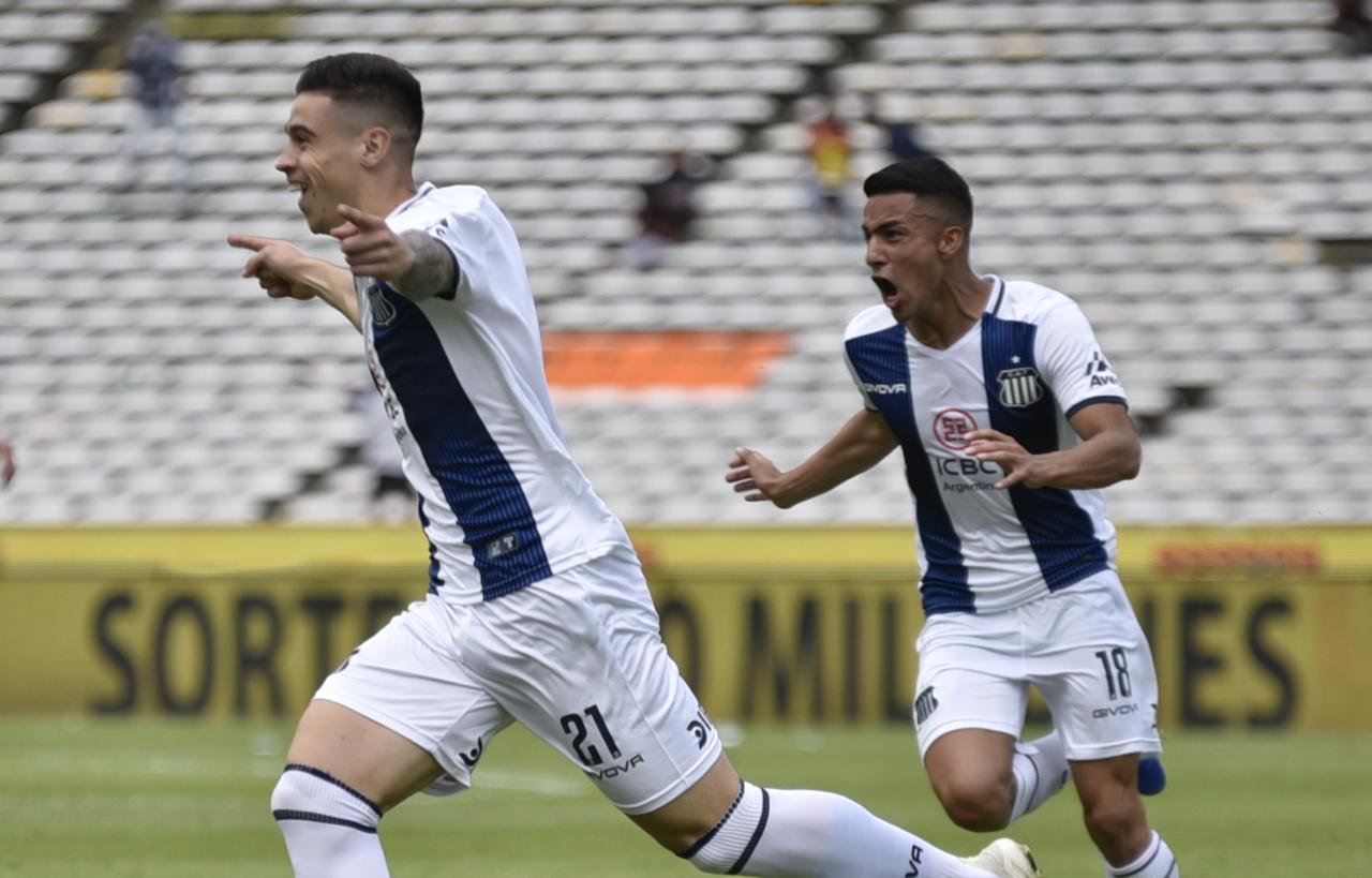 Payero gritó con todo el gol de la victoria. Foto: Lucio Casalla / ElDoce.tv.