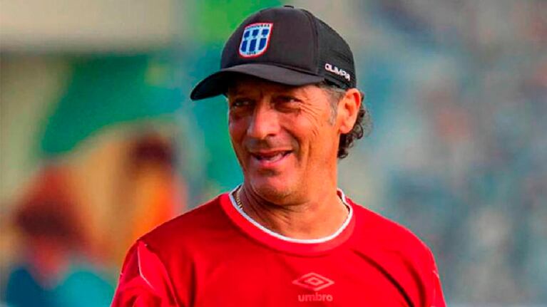 Pedro Troglio prepara su llegada a Instituto.