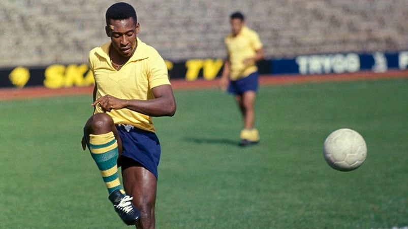 Pelé, leyenda del fútbol mundial.