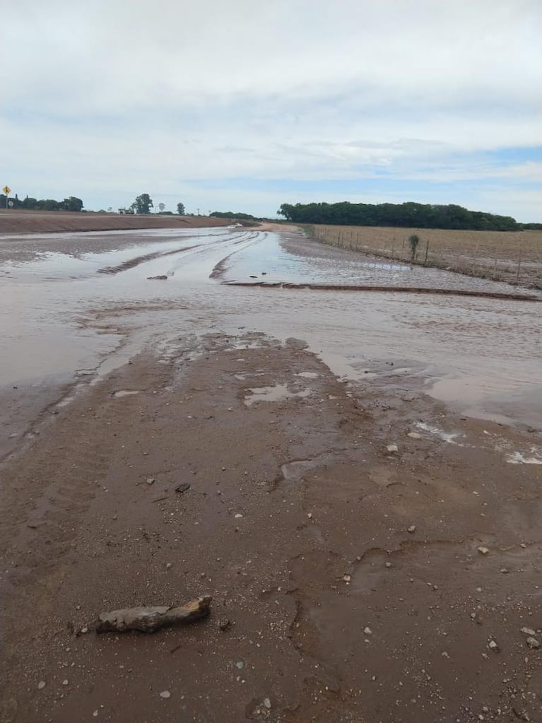 Peligro en la nueva autopista 19: advierten que se inunda tras las lluvias